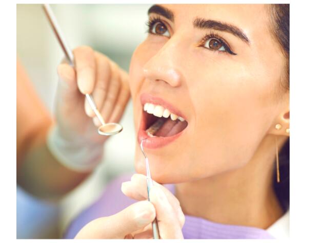 professional denture clinic near me