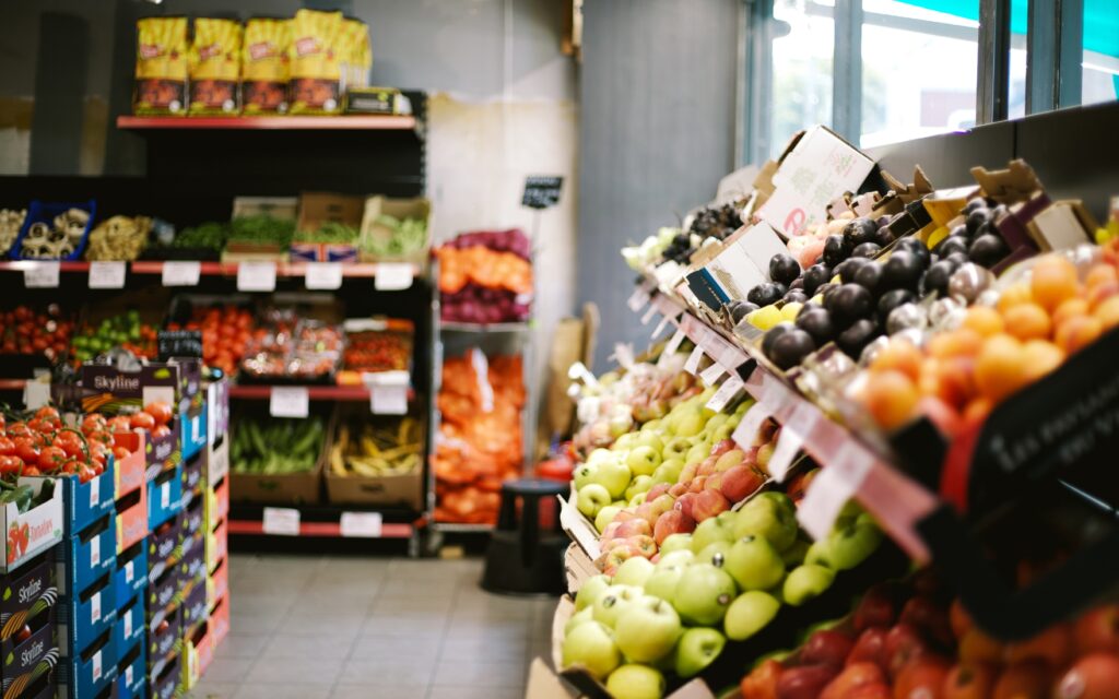 How Late is the Closest Grocery Store Open?