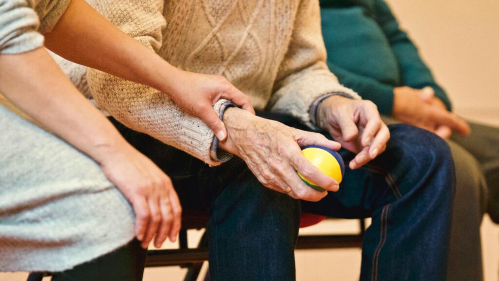 How to Create a Safe and Supportive Environment for Dementia Care